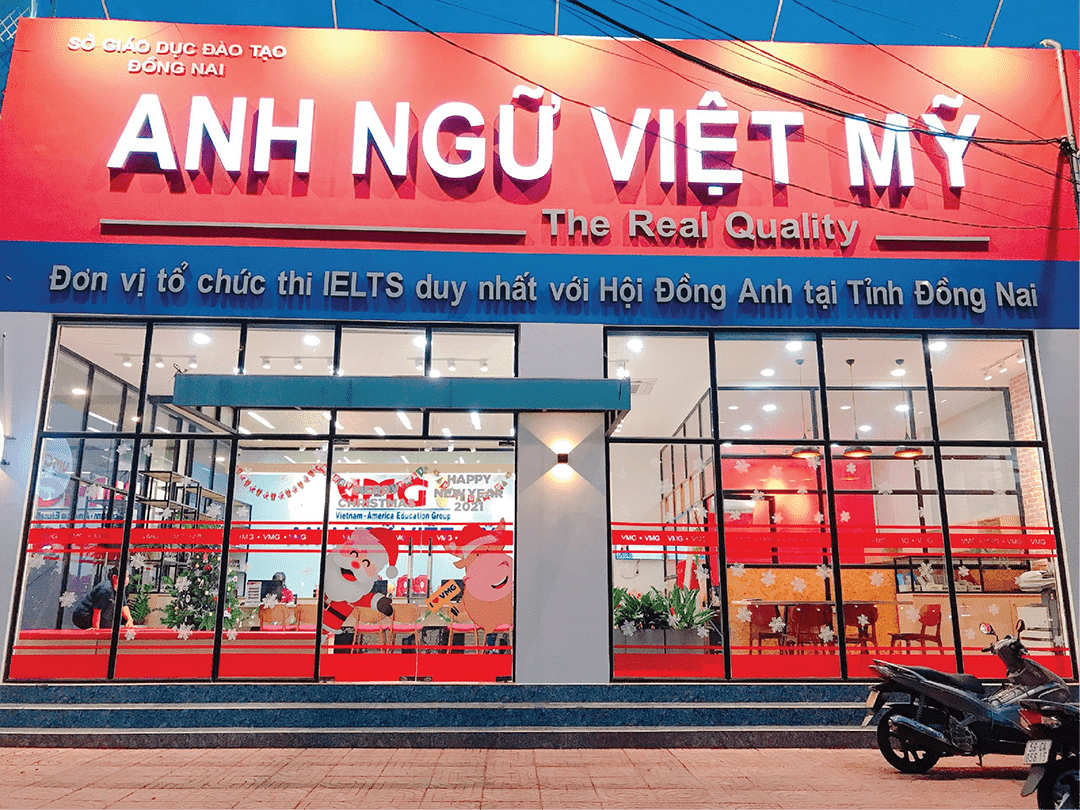 Trung tâm tiếng Anh Việt Mỹ- Đội Ngũ Giáo Viên Chất Lượng